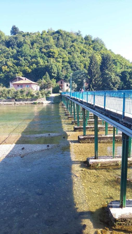Apartman Mely Kulen Vakuf Dış mekan fotoğraf